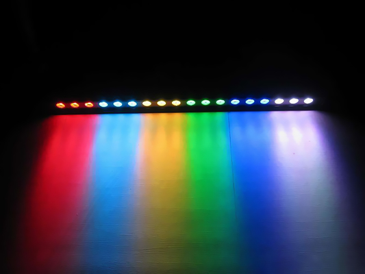5000 mm Esnek Duvar Yıkama Makinesi RGBW Esnek Silikon LED Şerit KTV veya Landskap için